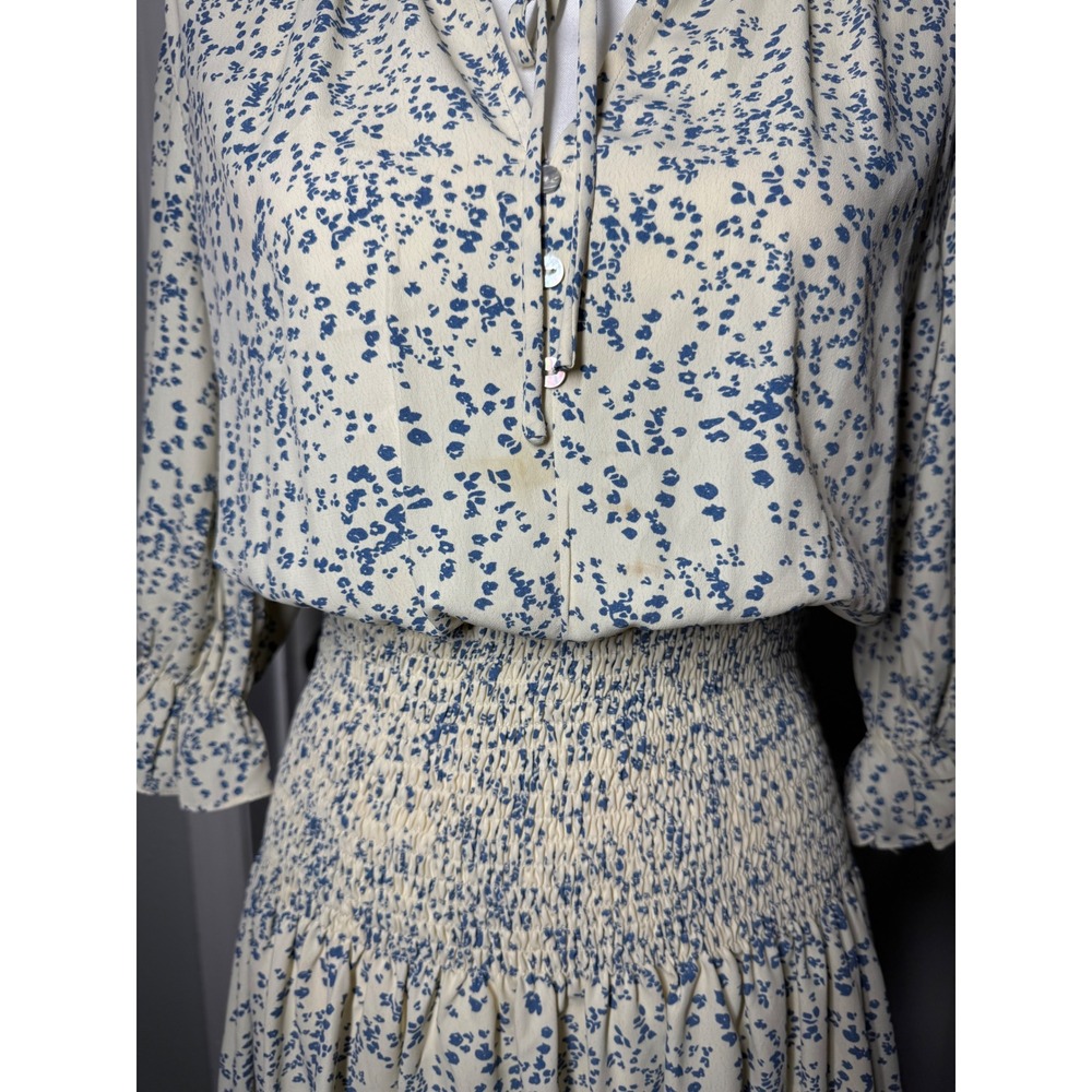 Entro Smocked Waist Floral Mini Dress S Cream Blue Good Ruffle Tiered - Picture 2 of 8